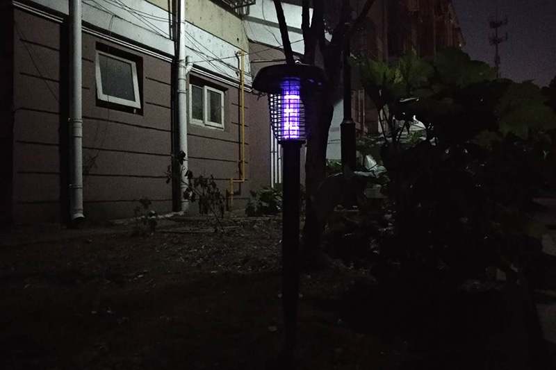 太陽(yáng)能能小區滅蚊燈
